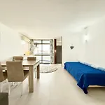 Out - T1 Oura Albufeira