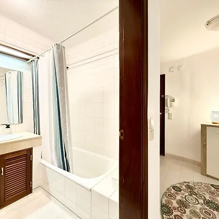 Out - T1 Oura Apartamento